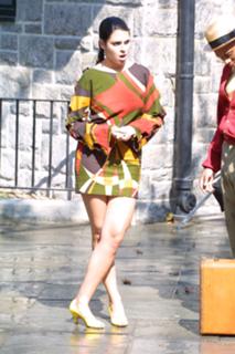 Jamie-Lynn Sigler feet photo thumbnail