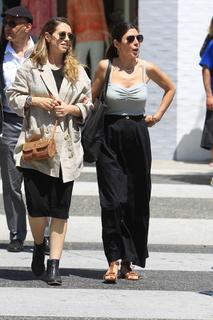 Jamie-Lynn Sigler feet photo thumbnail