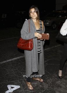Jamie-Lynn Sigler feet photo thumbnail