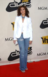 Jamie-Lynn Sigler feet photo thumbnail