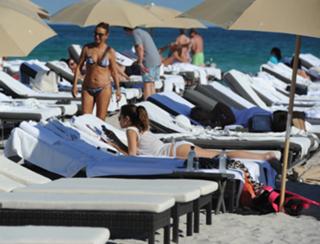 Jamie-Lynn Sigler feet photo thumbnail