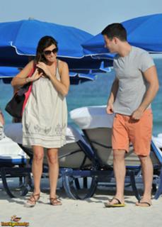 Jamie-Lynn Sigler feet photo thumbnail