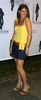 Jamie-Lynn Sigler feet photo thumbnail