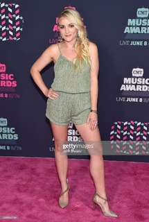 Jamie Lynn Spears feet photo thumbnail