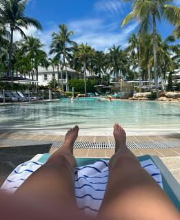 Jamie Lynn Spears feet photo thumbnail