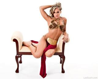 Jamie Szantyr feet photo thumbnail