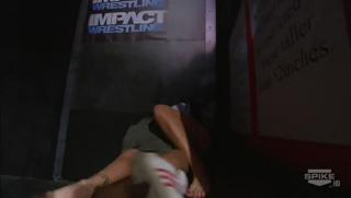 Jamie Szantyr feet photo thumbnail