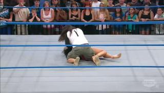 Jamie Szantyr feet photo thumbnail