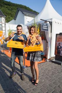 Jana Ina feet photo thumbnail