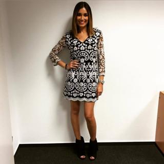 Jana Ina feet photo thumbnail