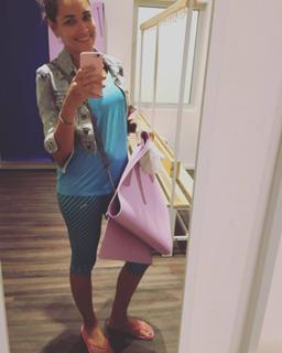 Jana Ina feet photo thumbnail