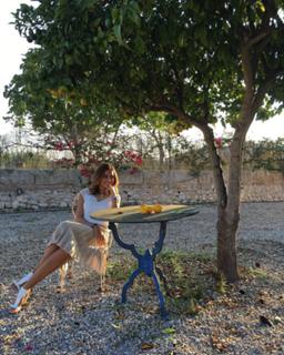 Jana Ina feet photo thumbnail