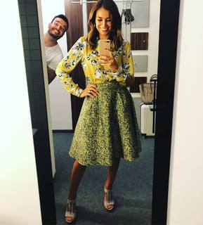 Jana Ina feet photo thumbnail