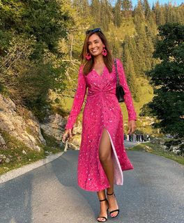 Jana Ina feet photo thumbnail