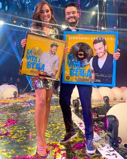 Jana Ina feet photo thumbnail