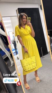 Jana Ina feet photo thumbnail