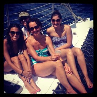 Jana Kramer feet photo thumbnail