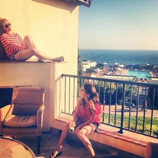 Jana Kramer feet photo thumbnail