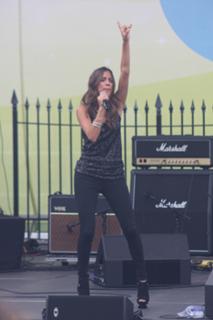 Jana Kramer feet photo thumbnail