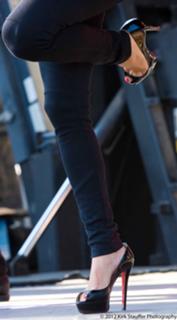 Jana Kramer feet photo thumbnail