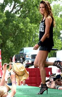 Jana Kramer feet photo thumbnail