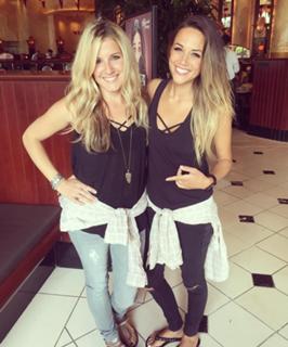 Jana Kramer feet photo thumbnail