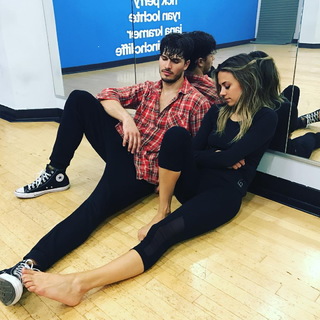 Jana Kramer feet photo thumbnail