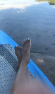 Jana Kramer feet photo thumbnail