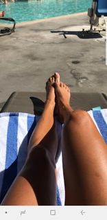 Jana Kramer feet photo thumbnail
