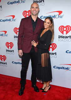 Jana Kramer feet photo thumbnail
