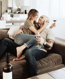 Jana Kramer feet photo thumbnail