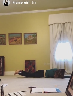 Jana Kramer feet photo thumbnail