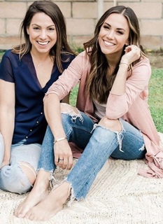 Jana Kramer feet photo thumbnail