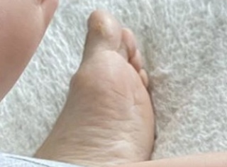 Jana Kramer feet photo thumbnail