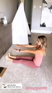 Jana Kramer feet photo thumbnail