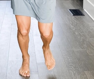 Jana Kramer feet photo thumbnail