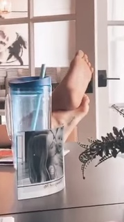 Jana Kramer feet photo thumbnail
