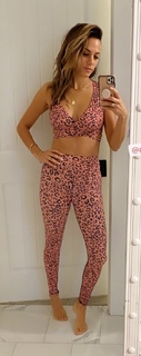 Jana Kramer feet photo thumbnail