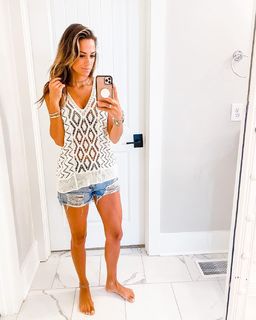 Jana Kramer feet photo thumbnail