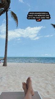 Jana Kramer feet photo thumbnail