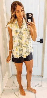Jana Kramer feet photo thumbnail