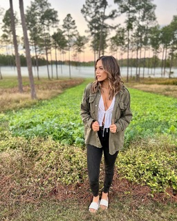 Jana Kramer feet photo thumbnail