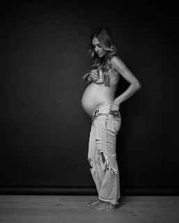 Jana Kramer feet photo thumbnail