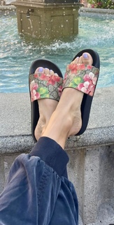 Jana Kramer feet photo thumbnail