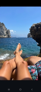 Jana Kramer feet photo thumbnail