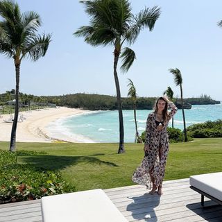 Jana Kramer feet photo thumbnail
