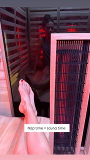 Jana Kramer feet photo 19
