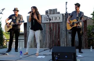 Jana Kramer feet photo thumbnail