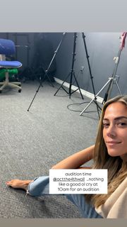 Jana Kramer feet photo 3