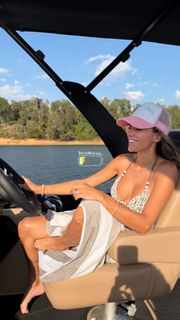 Jana Kramer feet photo 2